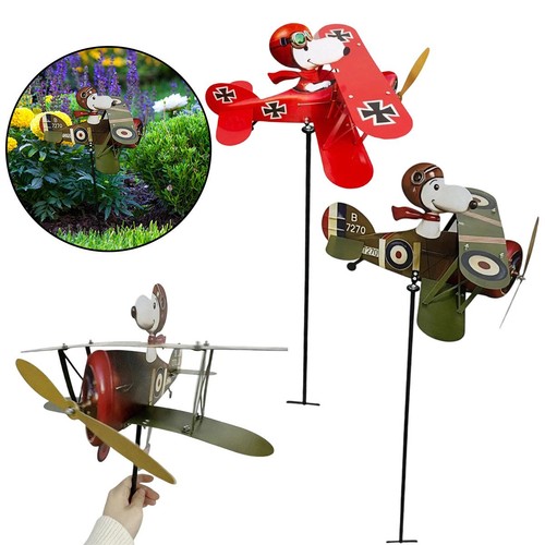 Pilot flying biplane wind - pilot,
