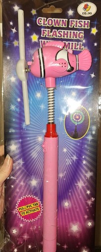 Light spinning windmill - up,